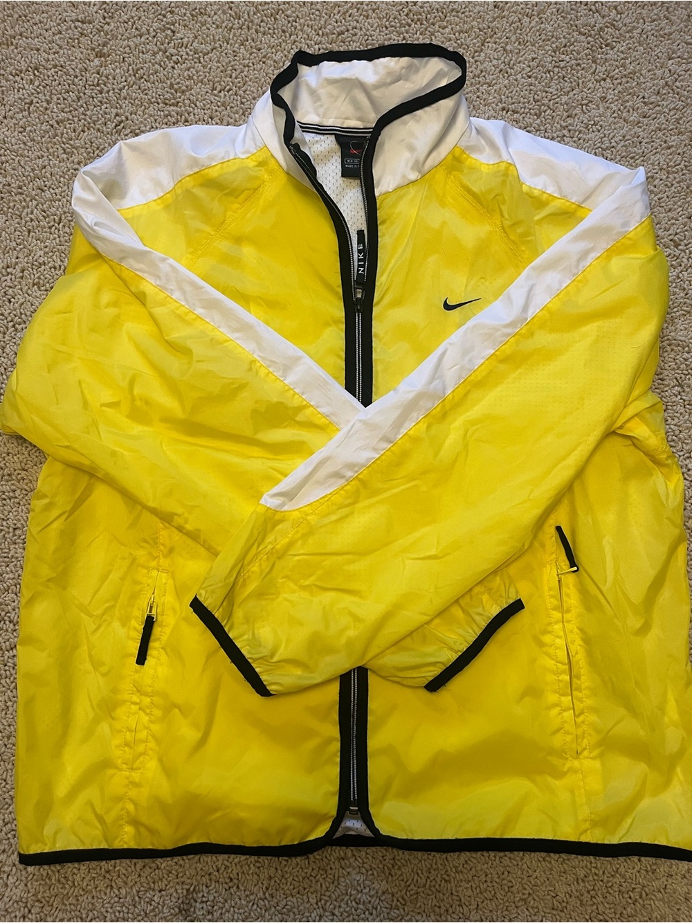 Vintage Nike Yellow and White Men's Windbreaker Jacket